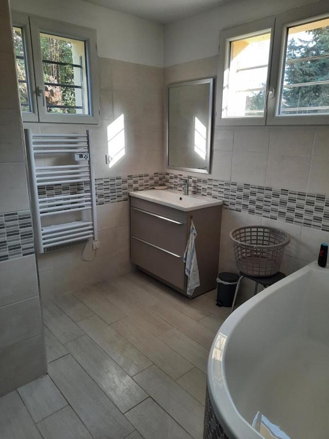 Maison Sur 2000M² D'Espace Vert. Bessan Zewnętrze zdjęcie